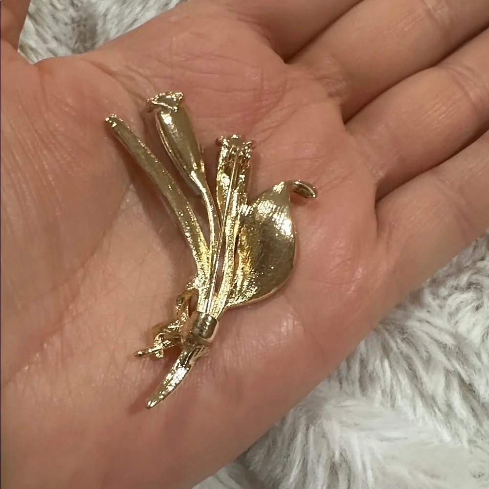 Gold-Tone Floral Crystal Brooch with Amethyst Stones